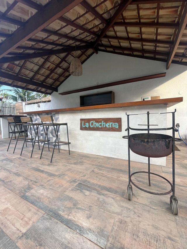 Bar e churrasqueira